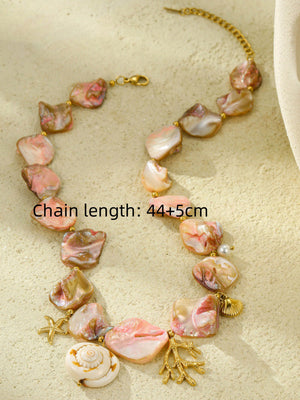 The Linaigrette Shell Necklace