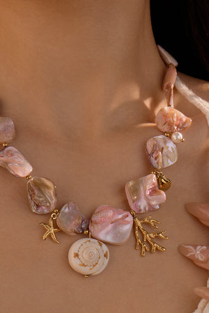 The Linaigrette Shell Necklace