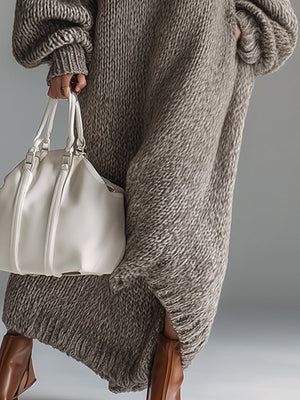 The Fébronie Knit Maxi Dress