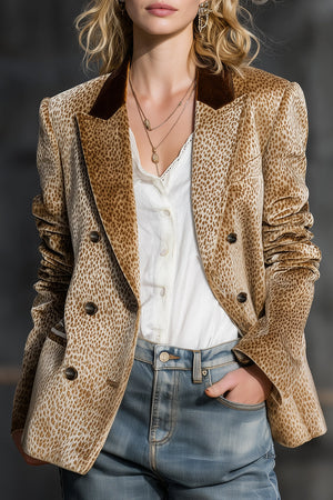 The Héloïse Velvet Blazer