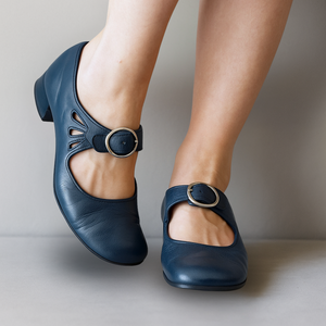 Minimalist Flat Sandals