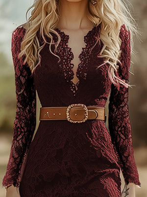 The Léandre Lace Midi Dress