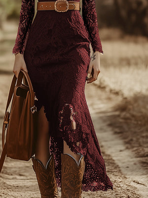 The Léandre Lace Midi Dress