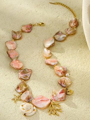 The Linaigrette Shell Necklace