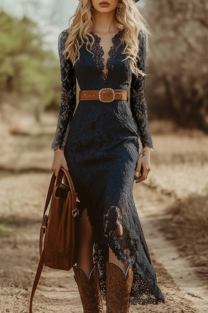 The Léandre Lace Midi Dress