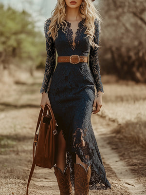 The Léandre Lace Midi Dress