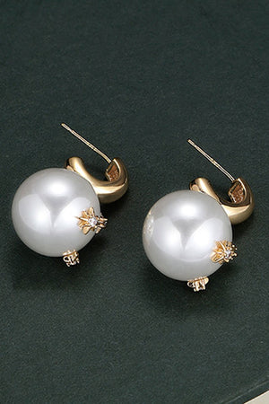 The Mommeline Pearl Earrings