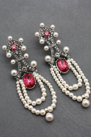 The Maugère Pearl Earrings