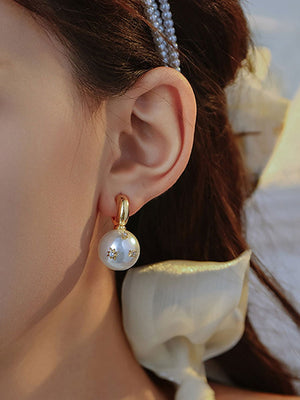 The Mommeline Pearl Earrings