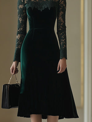 The Camélie Lace Midi Dress