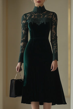 The Camélie Lace Midi Dress