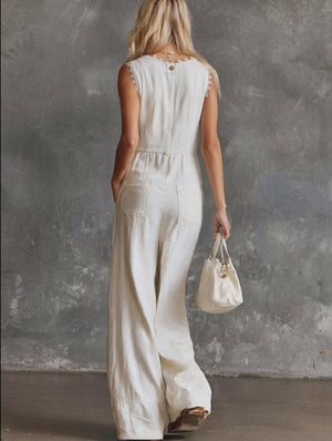 The Gudelinde Cotton Linen Jumpsuit